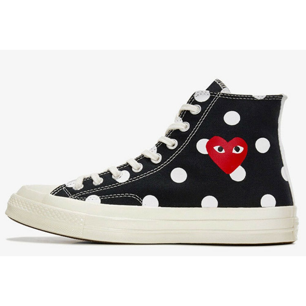 converse with heart black