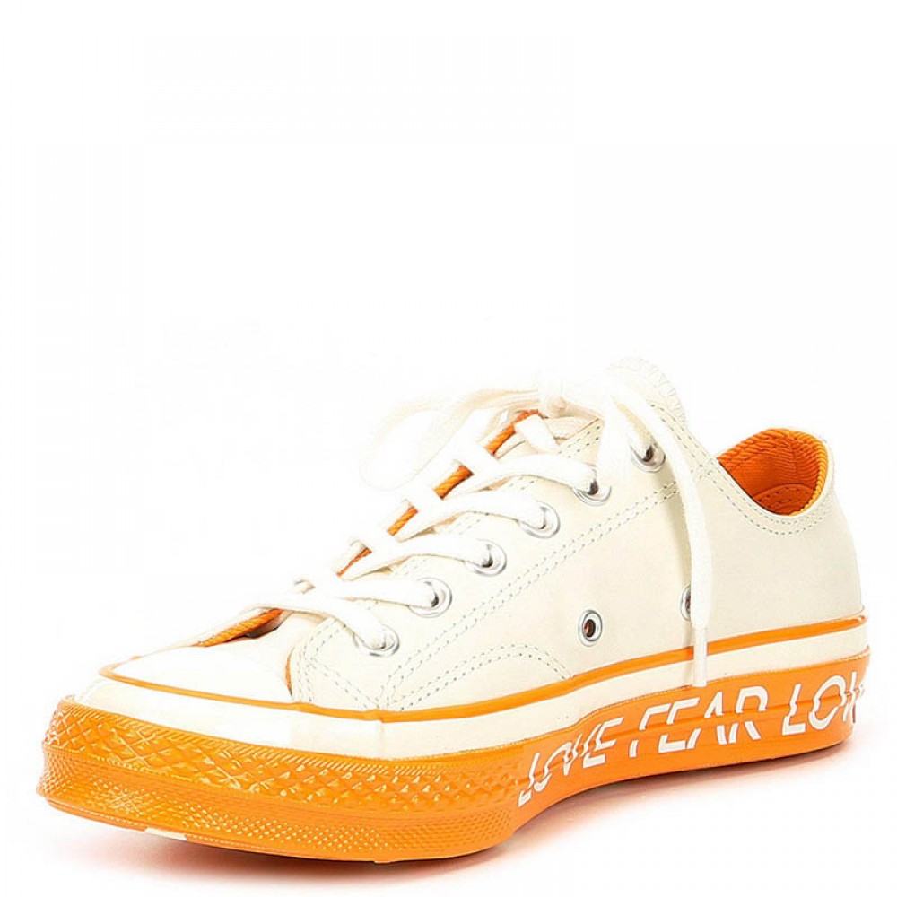 chuck 70 love graphic low top